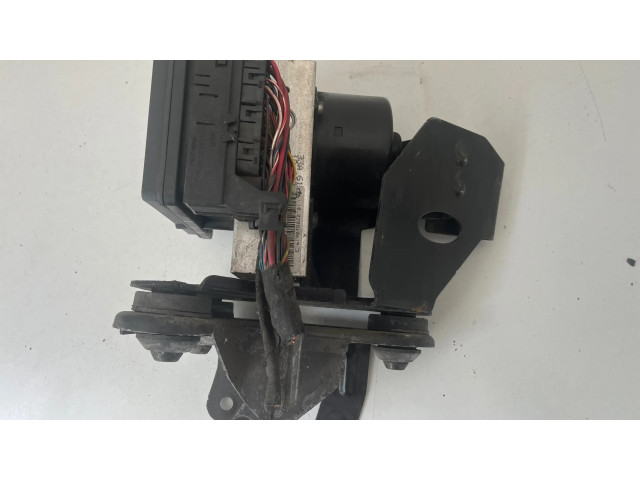 Блок АБС A2515450832, 00402290C1 Mercedes-Benz R W251 2005-2013 года