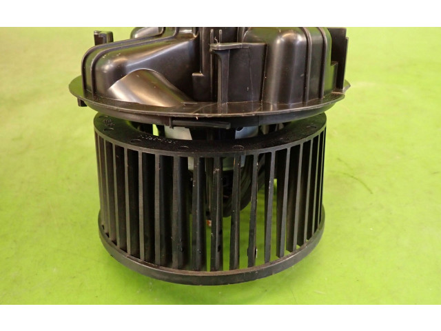 Вентилятор печки       Renault Clio III