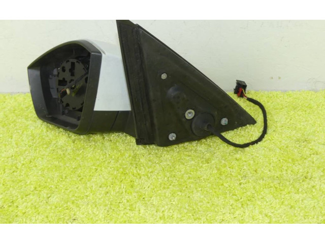 Зеркало электрическое Skoda Scala - года