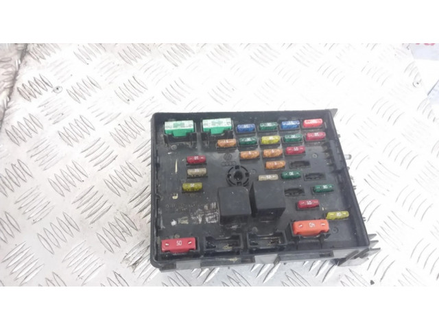 Блок предохранителей 3C0937125A Audi Q3 8U