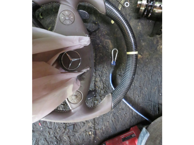 Volant Mercedes-Benz ML AMG W164 2007