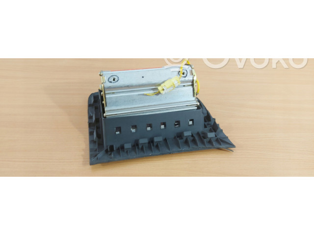 Подушка безопасности пассажира 5202449 Mazda Premacy