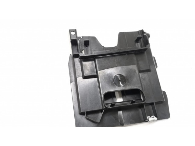 Другая деталь салона