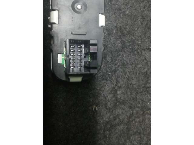 Дисплей    94573218   Chevrolet Spark