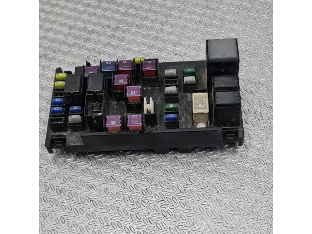 Блок предохранителей 82241SG071, 610107   Subaru Forester SJ    