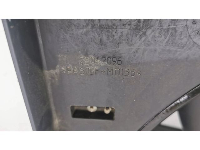 Вентилятор радиатора 24042096 Jeep Grand Cherokee (WK) 3.0