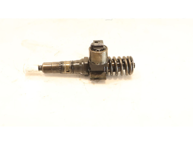 Форсунка     Audi A3 S3 8P   