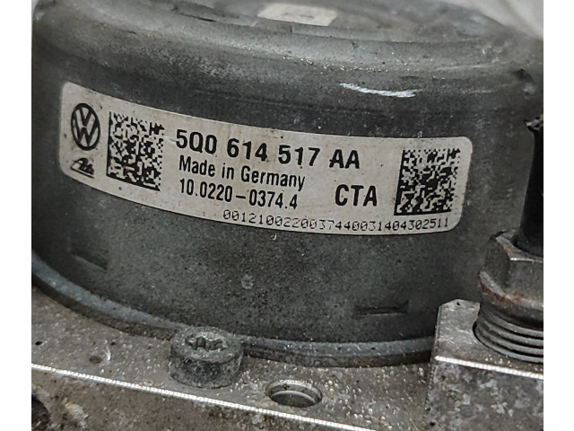 Блок АБС 5Q0614517AA, 5Q0907379AB Volkswagen Golf VII 2013 - 2019 года