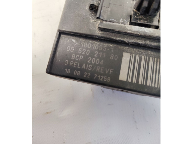 Sonstige Steuergeräte / Module 9852021180   Citroen C4 Cactus