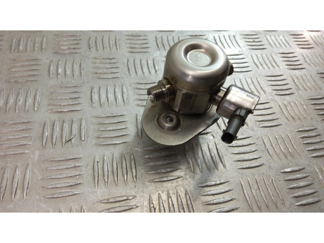 Vstřikovací čerpadlo 7636881 BMW X1 F48 F49 2.0