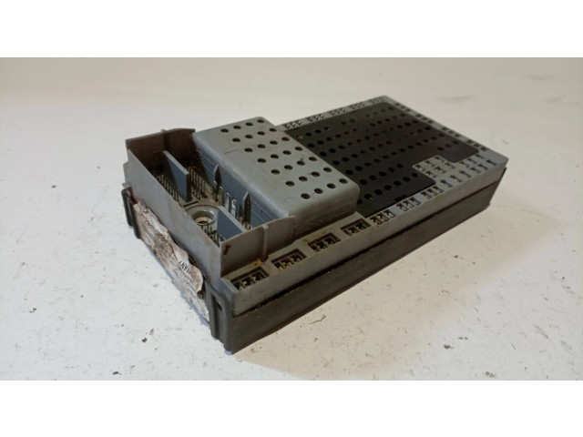 Блок предохранителей 9494594, 9494997 Volvo S80