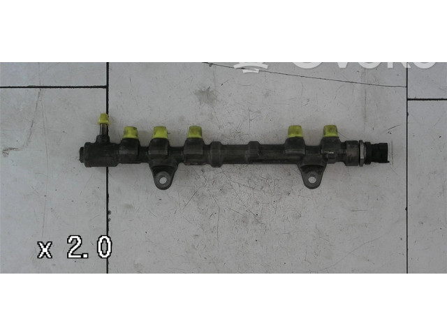Vstřikovací lišta Fiat Stilo 192A8000