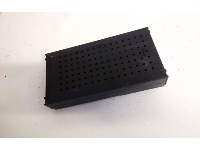 Блок предохранителей  9452772, 9441587   Volvo S80    