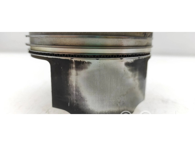 Píst 12006AC480, 12006AB480 Subaru Outback pro benzínový motor 3.0 EZ30DNXCBX