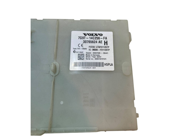 Pojistková skříňka 30765624, 7G9T14C256EA Volvo XC70 2011