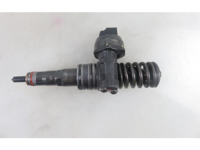 Форсунка 041720215, 038130073AG Audi A3 S3 8P BKC