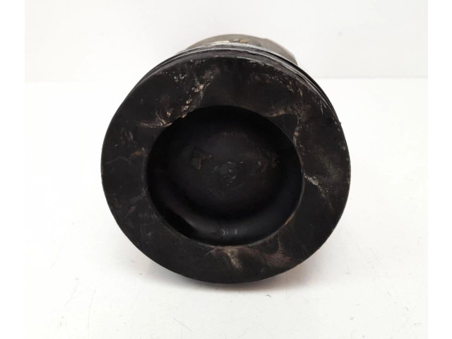 Píst 03L701D Volkswagen Caddy