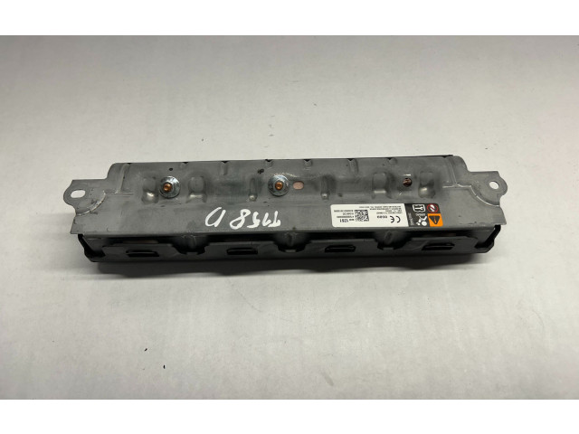 Подушка безопасности для колен 84081261 Chevrolet Camaro