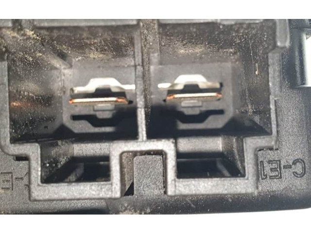 Pojistková skříňka 690661805, 690661901 BMW 5 E39 2006