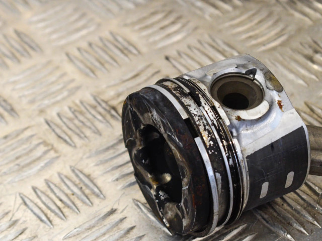  Поршень 9HU (DV6UTED4) 0603920628V0  Citroen Jumpy для дизельного двигателя 1.6