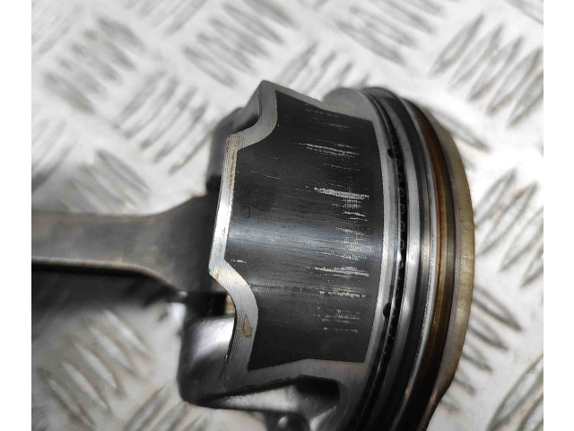 Píst CR3E6200B1A, JR3E6110AD Ford Mustang VI