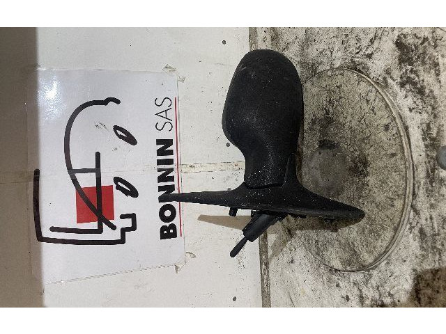 Зеркало (механическое)       Renault Clio II  1998 - 2001 года   