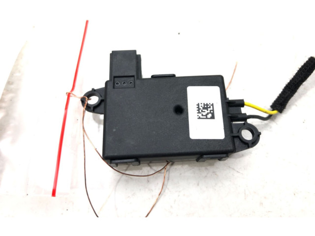 Блок управления 13507599 Chevrolet Camaro