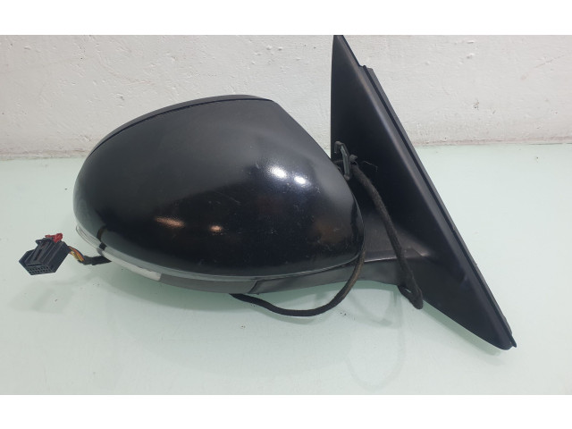 Зеркало электрическое Skoda Yeti (5L) 2009 - 2017 года