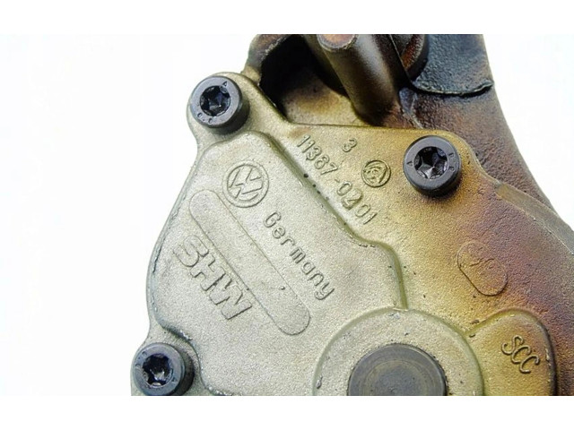 Масляный насос   03C115121N  Volkswagen PASSAT B7 