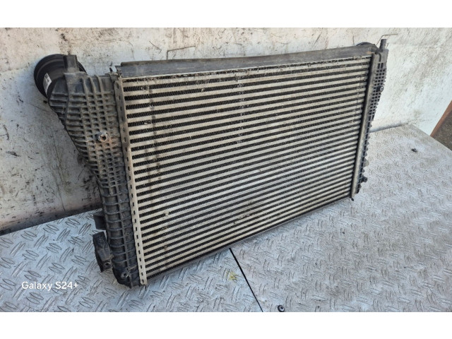 Интеркулер 1K0145803T Volkswagen Golf Plus