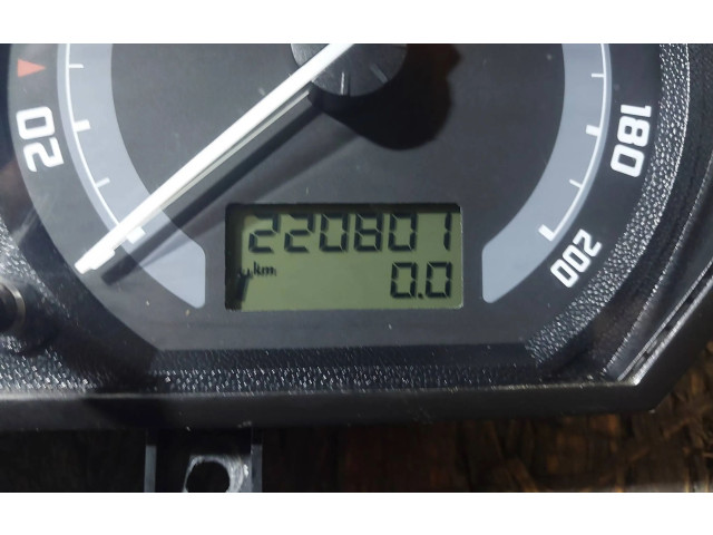 Панель приборов 6Y0920883M, 110080253   Skoda Fabia Mk1 (6Y)       