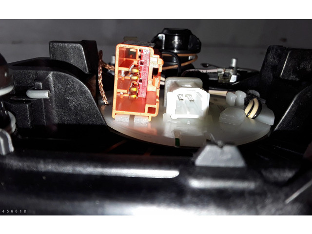 Подушка безопасности водителя P31418063   Volvo V60