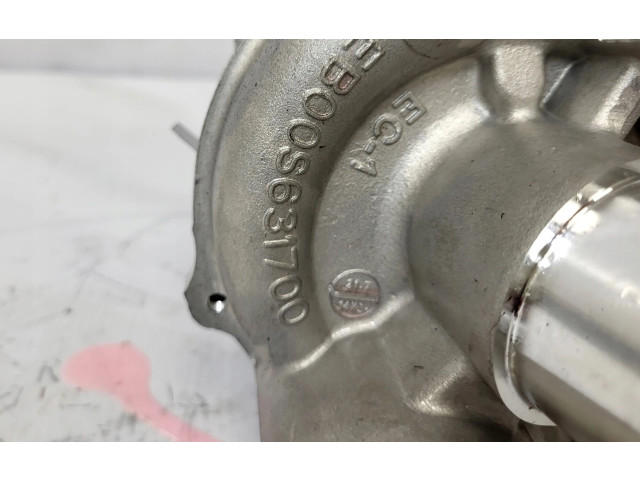 Турбина Нагнетатель Maserati Levante  670053899         