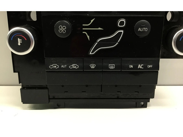 Блок управления климат-контролем    Volvo V70