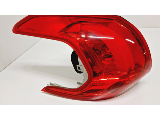 Задний фонарь левый сзади 9678074280 Peugeot 2008 I 2013-2019 года