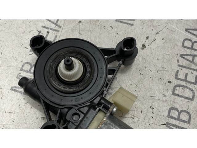 Передний двигатель механизма для подъема окон