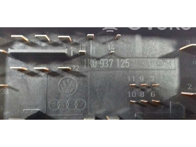 Блок предохранителей 1K0937125   Volkswagen Jetta IV    