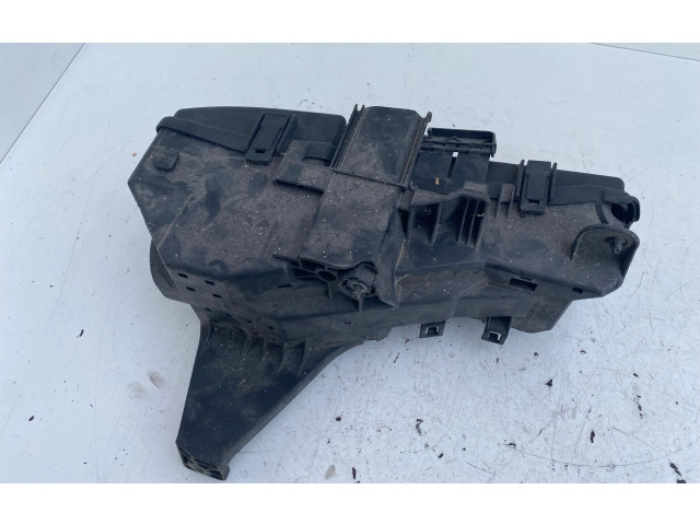 Блок предохранителей  9494210, 9452993   Volvo V70    