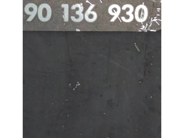 Řídící jednotka 0280001120, 90136930 Opel Senator B 1992