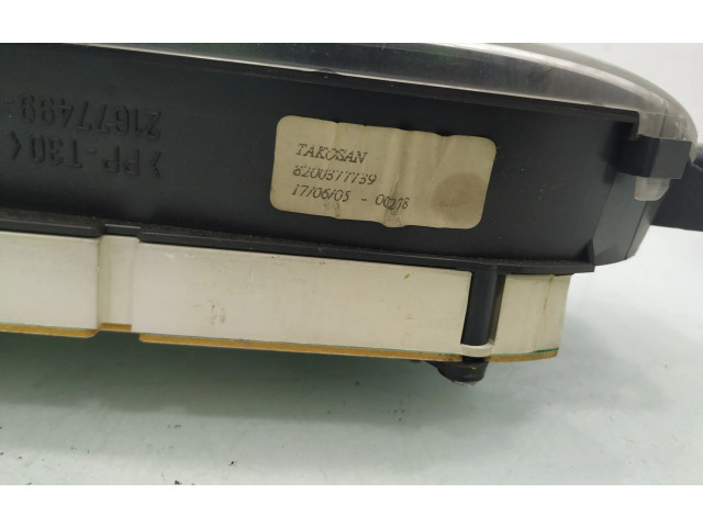 Панель приборов 8200377739   Dacia Logan I       