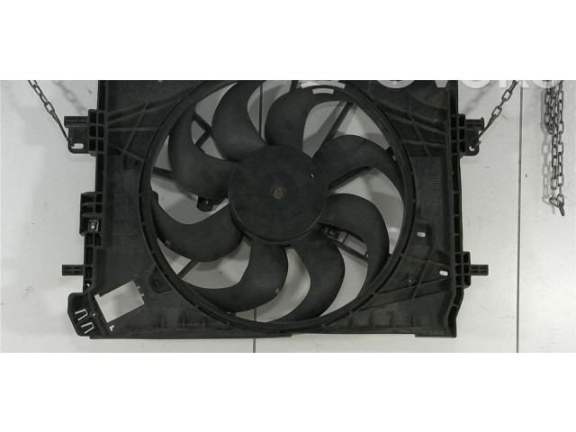 Вентилятор радиатора     ST160110, 214818009R    Renault Clio IV 