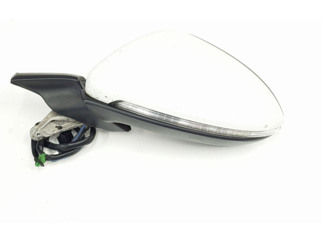 Зеркало электрическое Volkswagen Golf VII 2013 - 2019 года