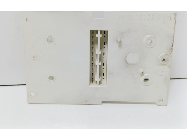 Панель приборов 5392318100 Volkswagen Golf II