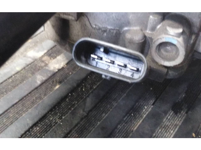 Моторчик дворников A1769061800, P2-B12-E Mercedes-Benz A W176