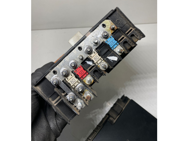 Блок предохранителей 1K0937125, 017183071 Volkswagen Jetta V