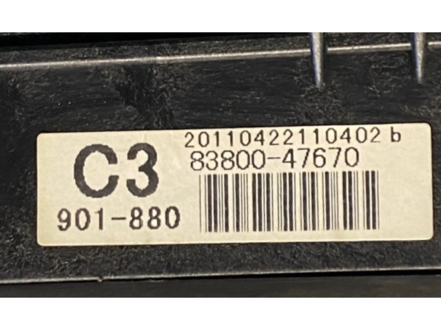 Přístrojová deska Toyota Prius (XW30) 2010 8380047670, 8380047670