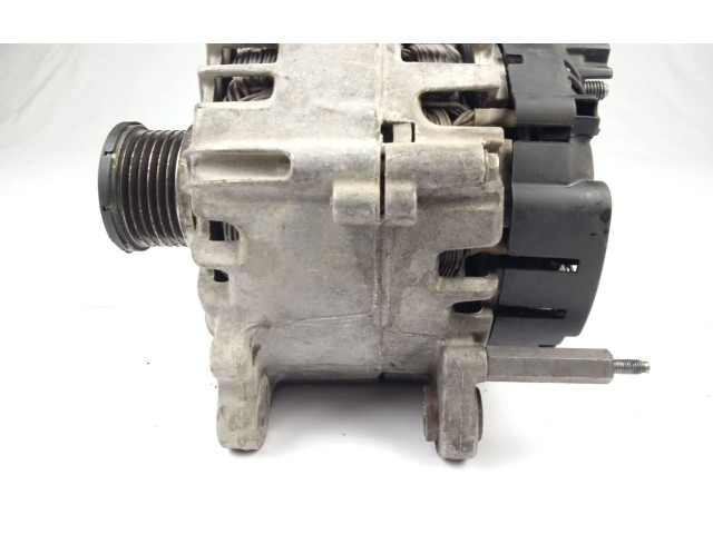 Генератор 03L903023L Volkswagen Caddy