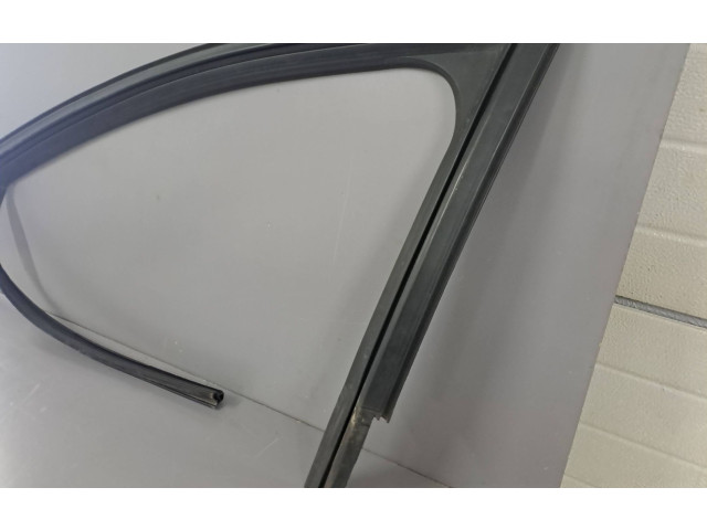 Передняя рамка дверного стекла 803314014R Dacia Sandero III