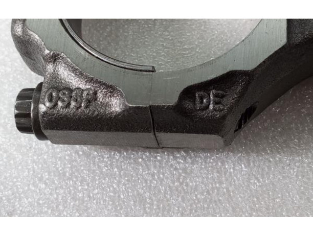 Píst 038F   Audi A4 S4 B6 8E 8H     