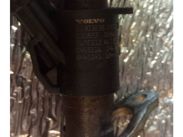 Форсунка 31303238    Volvo V70   